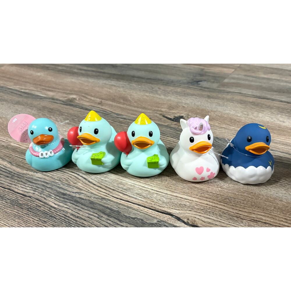 Bundle of 5 Collectible Rubber Ducks